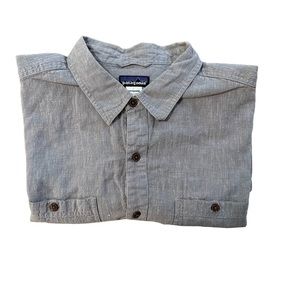 Patagonia Men’s Button Down Short Sleeve Shirt Size L